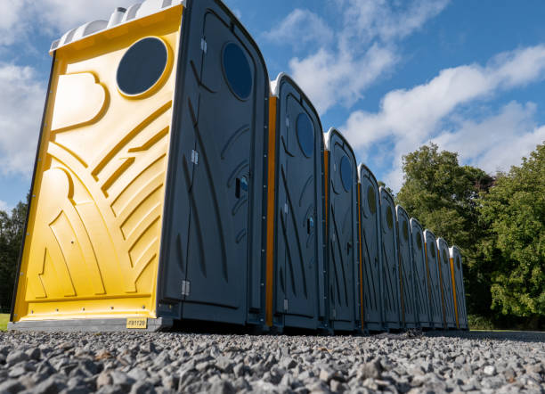 Best Restroom Trailer for Weddings  in Parkersburg, IA